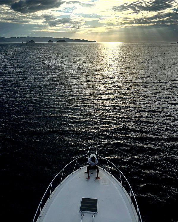 gabrielabee instagram image archive image