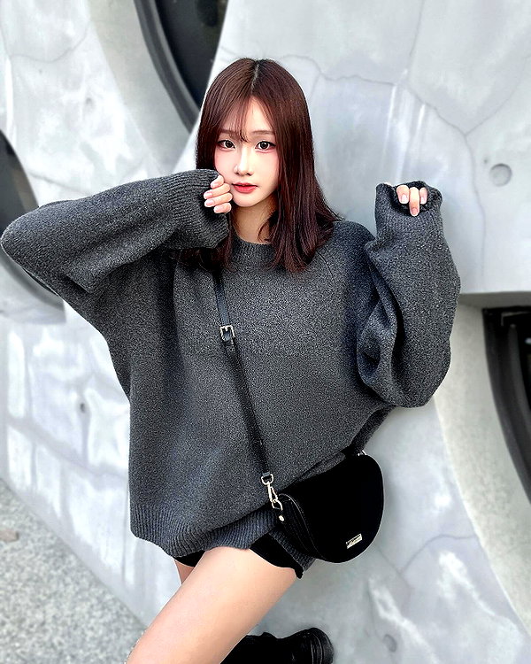 lai_931201 instagram image archive image