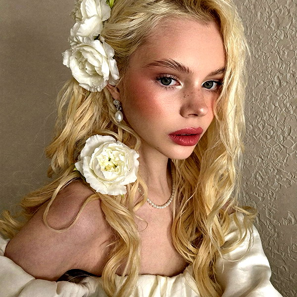 alisen.mari instagram image archive image