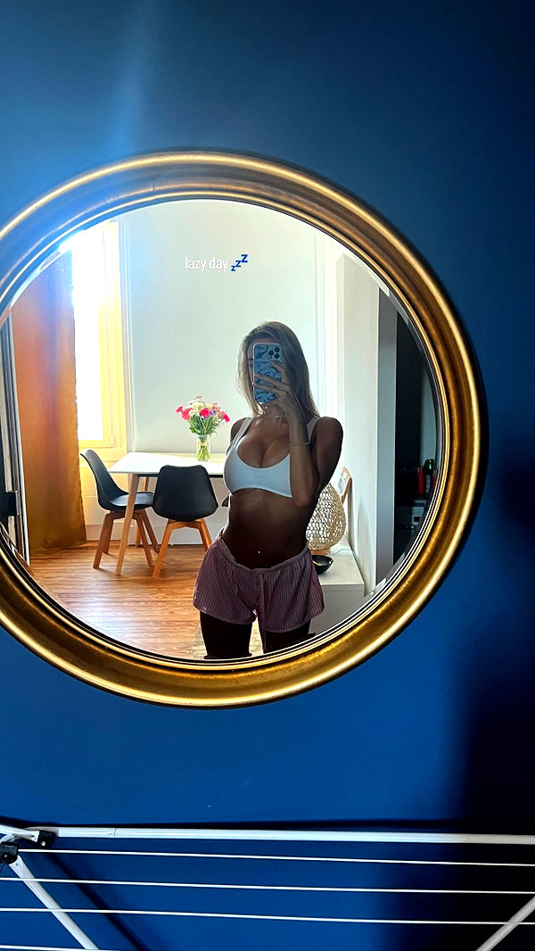 kaylasimmmons instagram image archive image