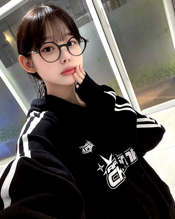 olzlonz instagram image archive image