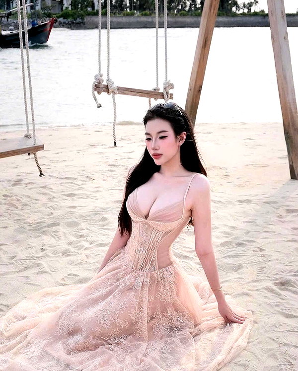 lyhythuedoxinh instagram image archive image