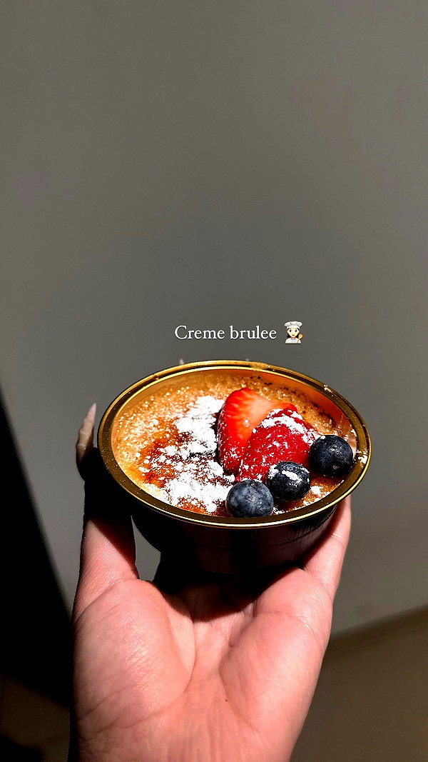 karin_orhov instagram image archive image