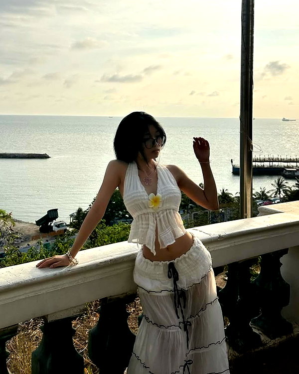 lyhythuedoxinh instagram image archive image