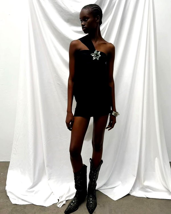 fair_mua instagram image archive image