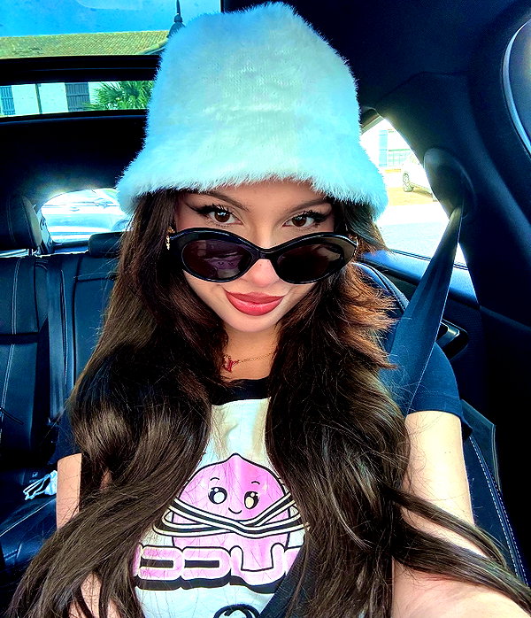 cherrycatxox instagram image archive image
