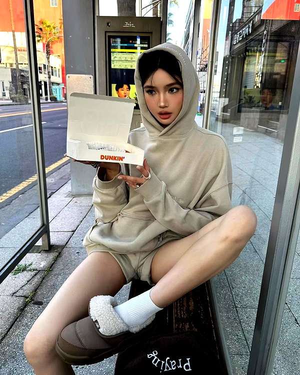 fair_mua instagram image archive image