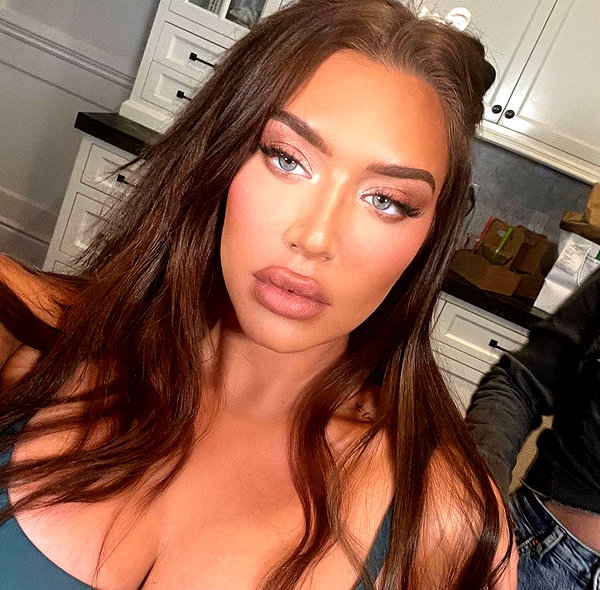 staskaranikolaou instagram image archive image