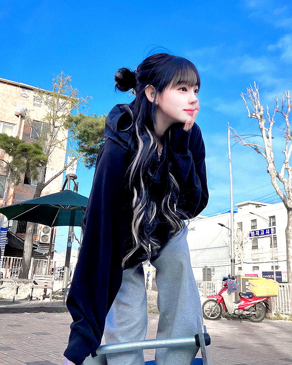 olzlonz instagram image archive image