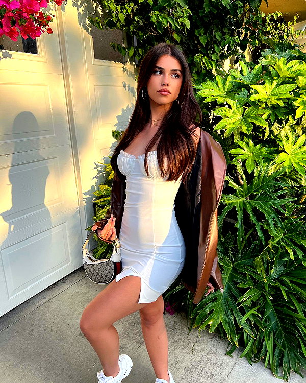 leahhalton instagram image archive image