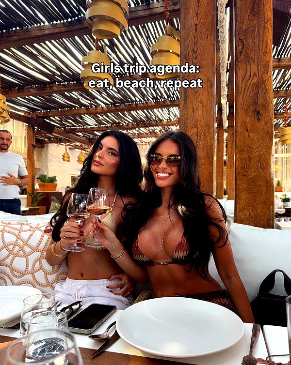 zoeliss instagram image archive image
