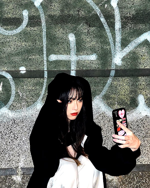 ku._03 instagram image archive image
