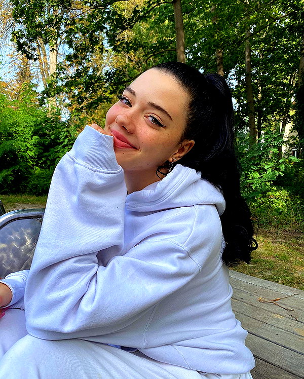 vanessa.rhd instagram image archive image
