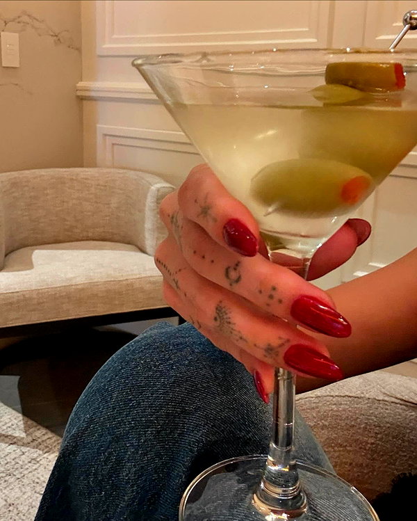 haileybieber instagram image archive image