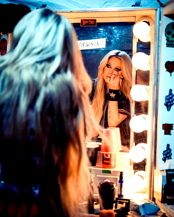 avrillavigne instagram image archive image
