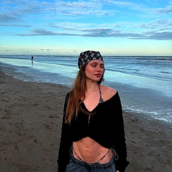 solzarubin_ instagram image archive image