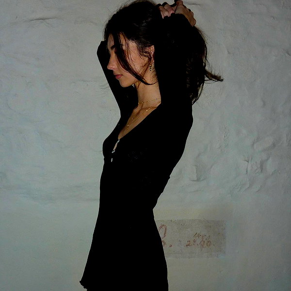 elizabrowne_ instagram image archive image