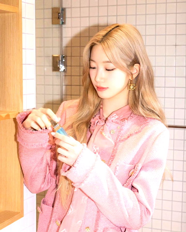 zuhazana instagram image archive image