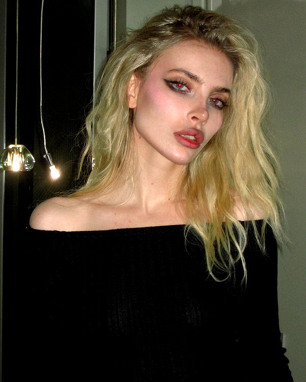 anya4everr instagram image archive image