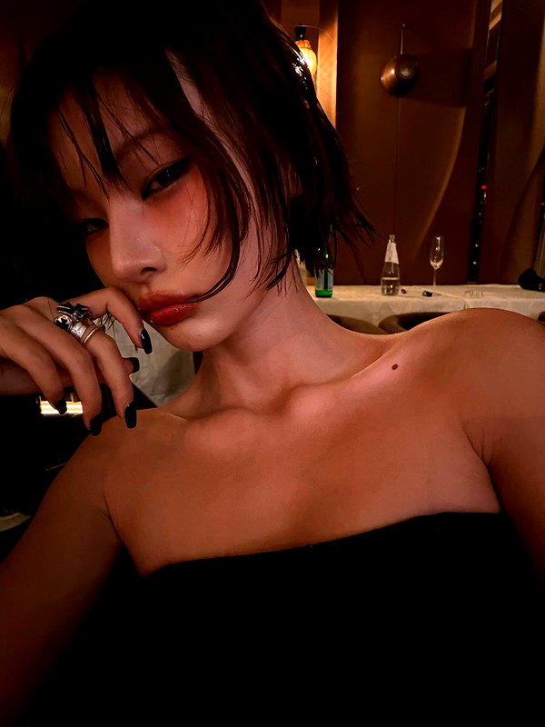 ll.lu1s instagram image archive image