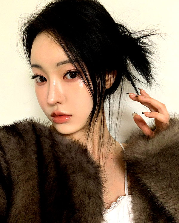 daxbin instagram image archive image