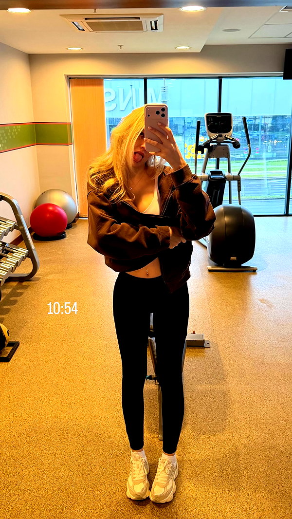 whylollycry instagram image archive image