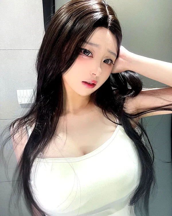 yingyinng_ instagram image archive image