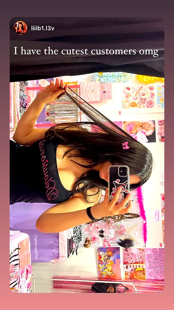 Archived image from @cyberangelz.shop on Instagram