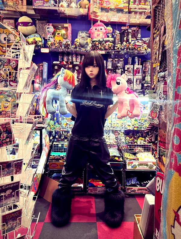 9unxx7 instagram image archive image