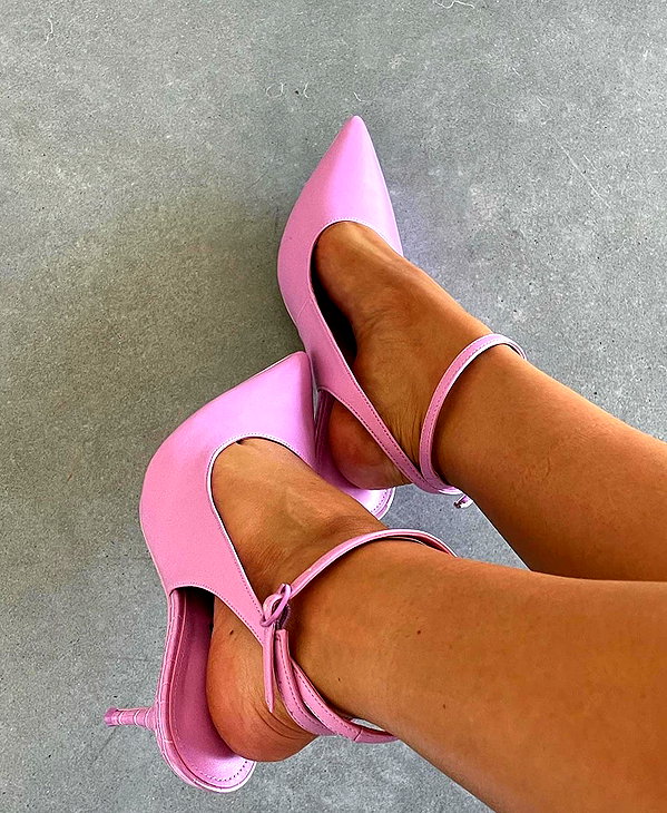oliviaphillipps instagram image archive image
