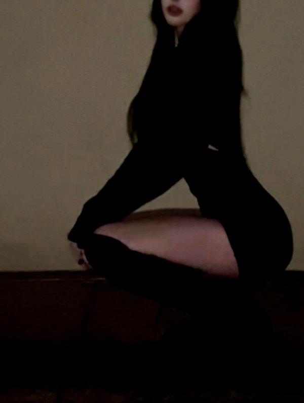 emeurie instagram image archive image