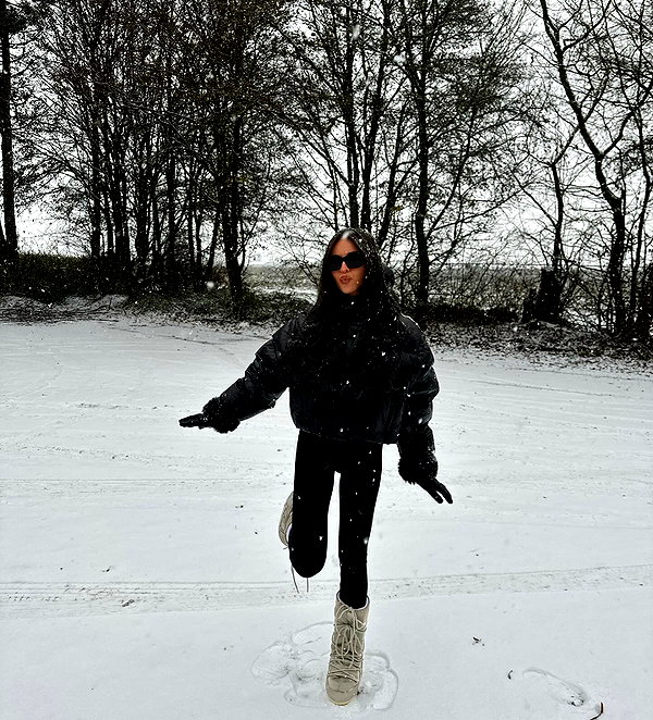 zoeliss instagram image archive image
