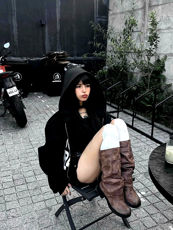 connie.01j instagram image archive image