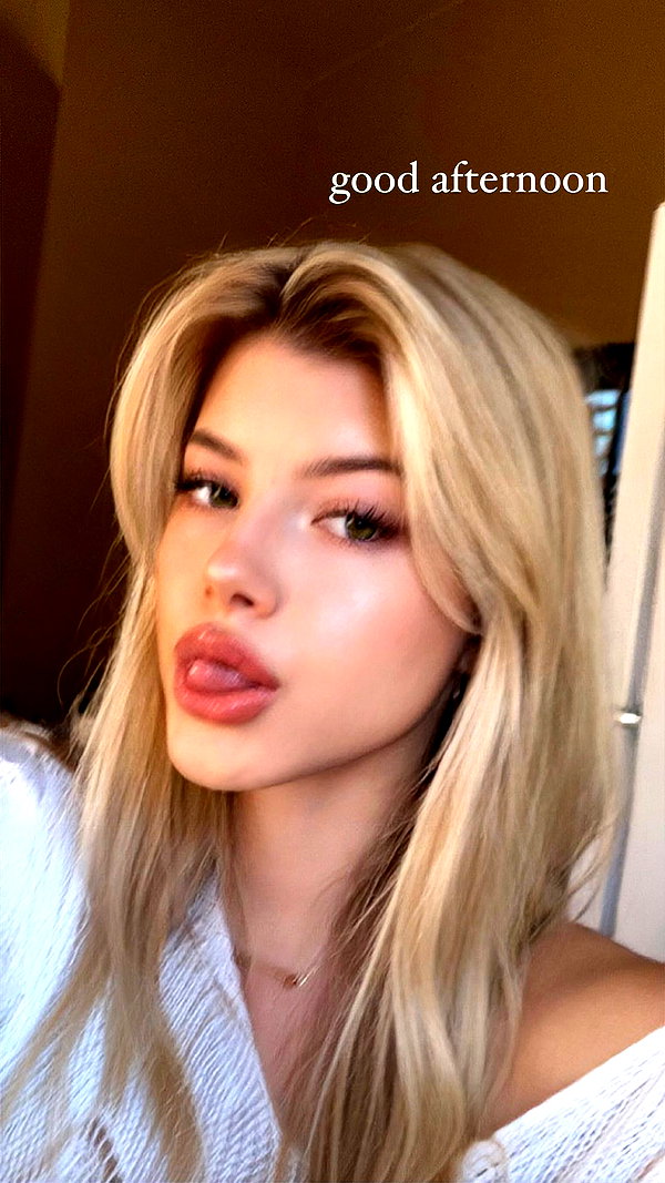 gabiciamp instagram image archive image
