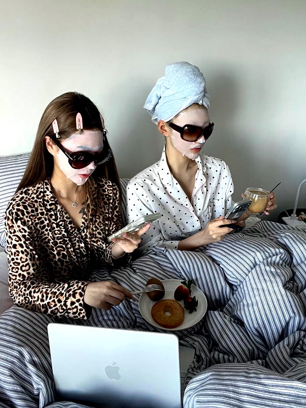 fair_mua instagram image archive image