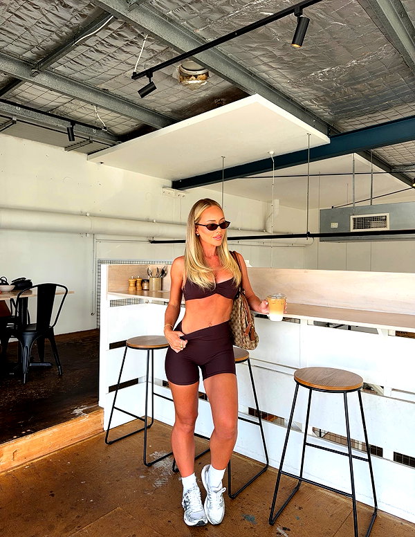allieauton instagram image archive image