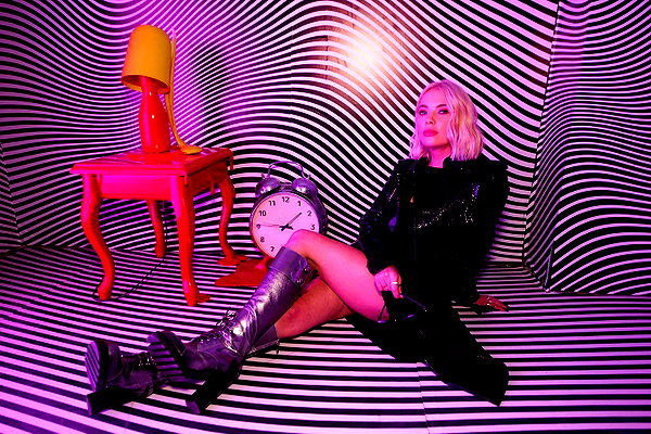 ashleybenson instagram image archive image