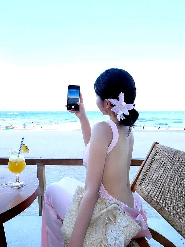 lyhythuedoxinh instagram image archive image