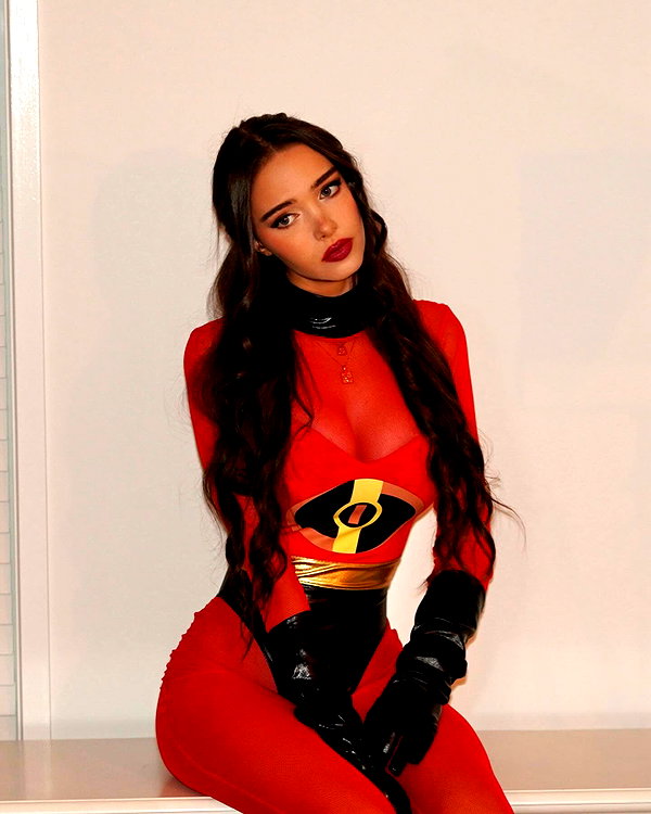 lydiavioletofficial instagram image archive image