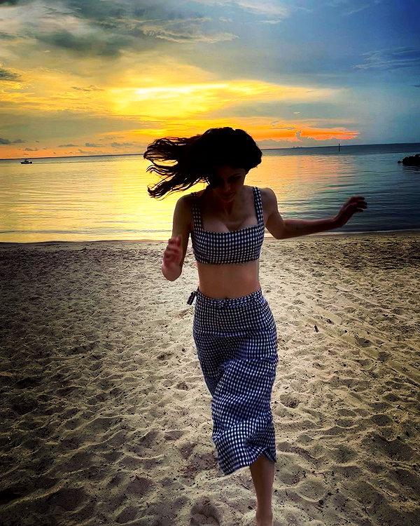 alexandradaddario instagram image archive image