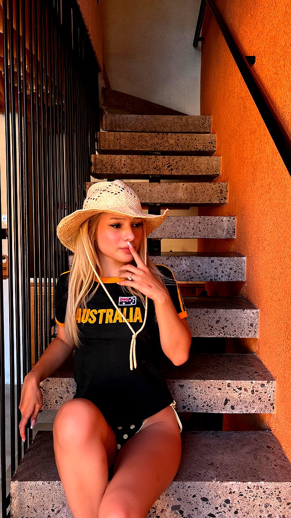 niisadurmaz instagram image archive image