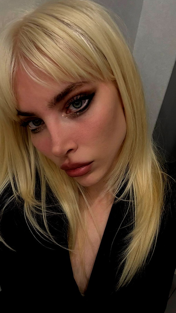 alien.hanna instagram image archive image