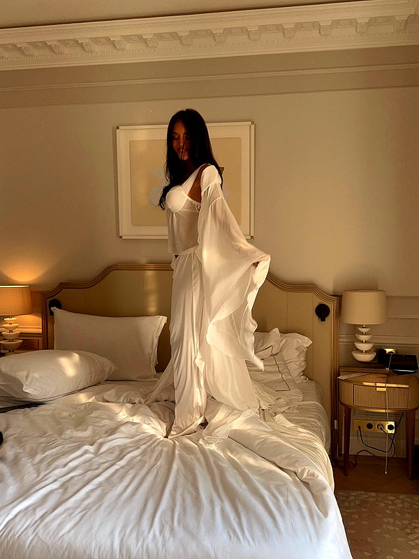 zoeliss instagram image archive image