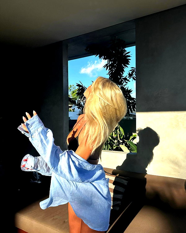 sophiecharlotth instagram image archive image