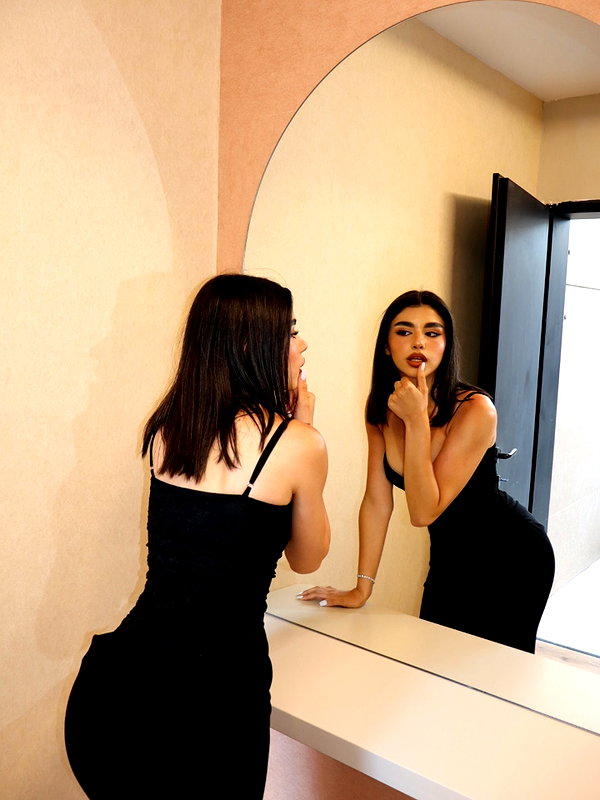 liron_vaitzman instagram image archive image
