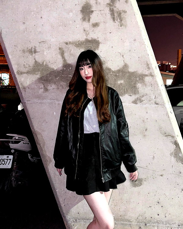 ku._03 instagram image archive image