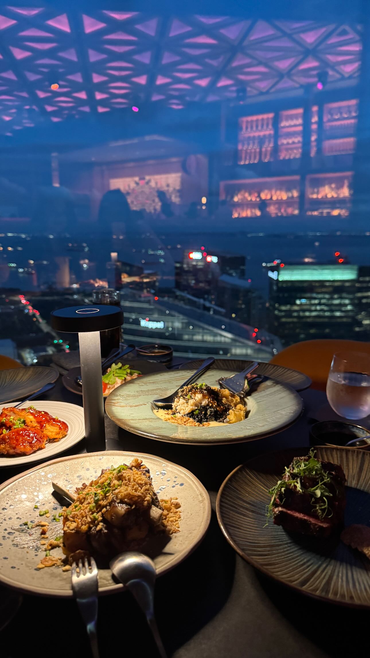 ywwyiiing instagram image archive image