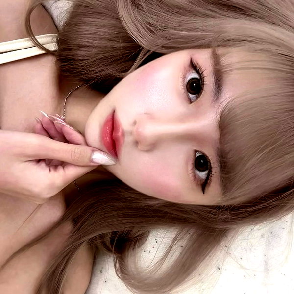 4ure1i2 instagram image archive image