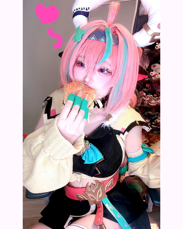purinn_cos instagram image archive image