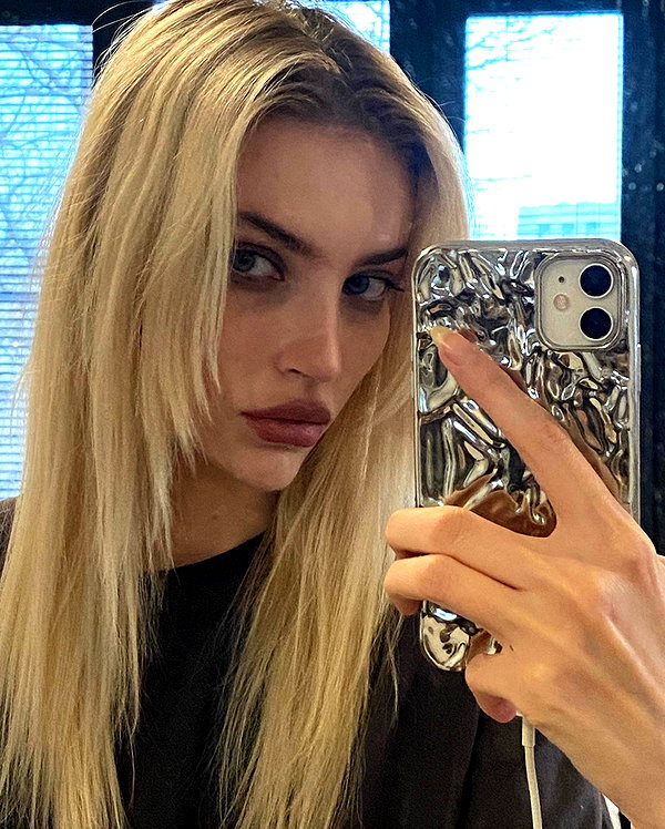 anya4everr instagram image archive image